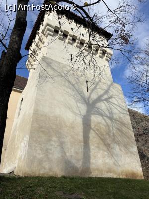 [P14] Turnul Olarilor » foto by AZE
 - 
<span class="allrVoted glyphicon glyphicon-heart hidden" id="av1505755"></span>
<a class="m-l-10 hidden" id="sv1505755" onclick="voting_Foto_DelVot(,1505755,27170)" role="button">șterge vot <span class="glyphicon glyphicon-remove"></span></a>
<a id="v91505755" class=" c-red"  onclick="voting_Foto_SetVot(1505755)" role="button"><span class="glyphicon glyphicon-heart-empty"></span> <b>LIKE</b> = Votează poza</a> <img class="hidden"  id="f1505755W9" src="/imagini/loader.gif" border="0" /><span class="AjErrMes hidden" id="e1505755ErM"></span>