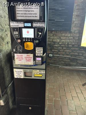 [P18] Automatul de bilete » foto by AZE
 - 
<span class="allrVoted glyphicon glyphicon-heart hidden" id="av1505759"></span>
<a class="m-l-10 hidden" id="sv1505759" onclick="voting_Foto_DelVot(,1505759,27170)" role="button">șterge vot <span class="glyphicon glyphicon-remove"></span></a>
<a id="v91505759" class=" c-red"  onclick="voting_Foto_SetVot(1505759)" role="button"><span class="glyphicon glyphicon-heart-empty"></span> <b>LIKE</b> = Votează poza</a> <img class="hidden"  id="f1505759W9" src="/imagini/loader.gif" border="0" /><span class="AjErrMes hidden" id="e1505759ErM"></span>