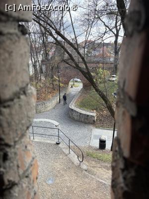 [P44] Vedere dintr-o gură de tragere » foto by AZE
 - 
<span class="allrVoted glyphicon glyphicon-heart hidden" id="av1505787"></span>
<a class="m-l-10 hidden" id="sv1505787" onclick="voting_Foto_DelVot(,1505787,27170)" role="button">șterge vot <span class="glyphicon glyphicon-remove"></span></a>
<a id="v91505787" class=" c-red"  onclick="voting_Foto_SetVot(1505787)" role="button"><span class="glyphicon glyphicon-heart-empty"></span> <b>LIKE</b> = Votează poza</a> <img class="hidden"  id="f1505787W9" src="/imagini/loader.gif" border="0" /><span class="AjErrMes hidden" id="e1505787ErM"></span>