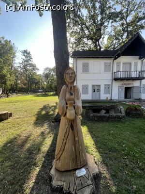 [P02] Sculptură a meșterului popular Vasile Tudorache » foto by Yersinia Pestis
 - 
<span class="allrVoted glyphicon glyphicon-heart hidden" id="av1501036"></span>
<a class="m-l-10 hidden" id="sv1501036" onclick="voting_Foto_DelVot(,1501036,27334)" role="button">șterge vot <span class="glyphicon glyphicon-remove"></span></a>
<a id="v91501036" class=" c-red"  onclick="voting_Foto_SetVot(1501036)" role="button"><span class="glyphicon glyphicon-heart-empty"></span> <b>LIKE</b> = Votează poza</a> <img class="hidden"  id="f1501036W9" src="/imagini/loader.gif" border="0" /><span class="AjErrMes hidden" id="e1501036ErM"></span>