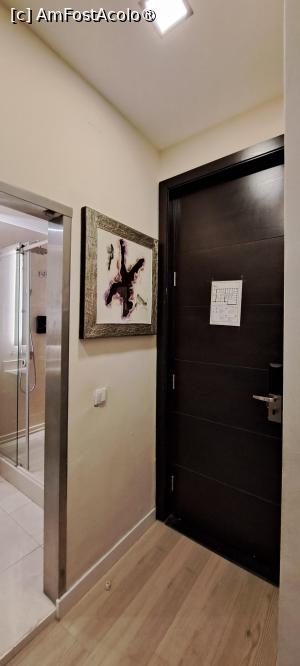 [P17] Hotel INN Rossio,pe holul camerei » foto by irinad
 - 
<span class="allrVoted glyphicon glyphicon-heart hidden" id="av1502946"></span>
<a class="m-l-10 hidden" id="sv1502946" onclick="voting_Foto_DelVot(,1502946,27403)" role="button">șterge vot <span class="glyphicon glyphicon-remove"></span></a>
<a id="v91502946" class=" c-red"  onclick="voting_Foto_SetVot(1502946)" role="button"><span class="glyphicon glyphicon-heart-empty"></span> <b>LIKE</b> = Votează poza</a> <img class="hidden"  id="f1502946W9" src="/imagini/loader.gif" border="0" /><span class="AjErrMes hidden" id="e1502946ErM"></span>