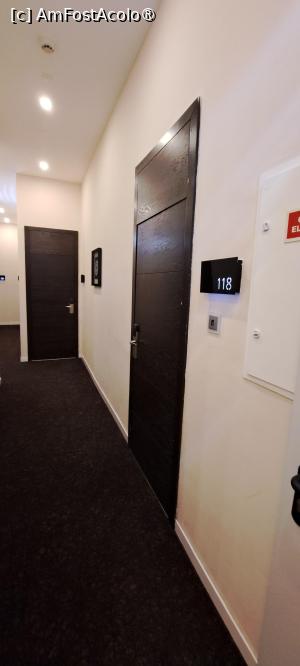 [P28] Hotel INN Rossio, camera primită la întoarcerea din Madeira, cea cu nr.118 » foto by irinad
 - 
<span class="allrVoted glyphicon glyphicon-heart hidden" id="av1502957"></span>
<a class="m-l-10 hidden" id="sv1502957" onclick="voting_Foto_DelVot(,1502957,27403)" role="button">șterge vot <span class="glyphicon glyphicon-remove"></span></a>
<a id="v91502957" class=" c-red"  onclick="voting_Foto_SetVot(1502957)" role="button"><span class="glyphicon glyphicon-heart-empty"></span> <b>LIKE</b> = Votează poza</a> <img class="hidden"  id="f1502957W9" src="/imagini/loader.gif" border="0" /><span class="AjErrMes hidden" id="e1502957ErM"></span>