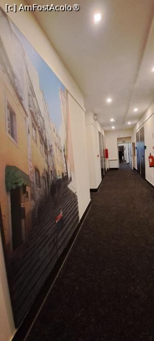 [P07] Hotel INN Rossio, pe palierul etajului întâi » foto by irinad
 - 
<span class="allrVoted glyphicon glyphicon-heart hidden" id="av1502936"></span>
<a class="m-l-10 hidden" id="sv1502936" onclick="voting_Foto_DelVot(,1502936,27403)" role="button">șterge vot <span class="glyphicon glyphicon-remove"></span></a>
<a id="v91502936" class=" c-red"  onclick="voting_Foto_SetVot(1502936)" role="button"><span class="glyphicon glyphicon-heart-empty"></span> <b>LIKE</b> = Votează poza</a> <img class="hidden"  id="f1502936W9" src="/imagini/loader.gif" border="0" /><span class="AjErrMes hidden" id="e1502936ErM"></span>