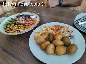 [P37] Restaurante La Majada, Artenara » foto by crismis
 - 
<span class="allrVoted glyphicon glyphicon-heart hidden" id="av1489762"></span>
<a class="m-l-10 hidden" id="sv1489762" onclick="voting_Foto_DelVot(,1489762,27460)" role="button">șterge vot <span class="glyphicon glyphicon-remove"></span></a>
<a id="v91489762" class=" c-red"  onclick="voting_Foto_SetVot(1489762)" role="button"><span class="glyphicon glyphicon-heart-empty"></span> <b>LIKE</b> = Votează poza</a> <img class="hidden"  id="f1489762W9" src="/imagini/loader.gif" border="0" /><span class="AjErrMes hidden" id="e1489762ErM"></span>
