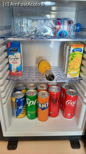 [P03] minibarul umplut cu bere, cola, fanta, sprite, sucuri la cutie, lapte si apa » foto by artemisa24
 - 
<span class="allrVoted glyphicon glyphicon-heart hidden" id="av1469467"></span>
<a class="m-l-10 hidden" id="sv1469467" onclick="voting_Foto_DelVot(,1469467,27491)" role="button">șterge vot <span class="glyphicon glyphicon-remove"></span></a>
<a id="v91469467" class=" c-red"  onclick="voting_Foto_SetVot(1469467)" role="button"><span class="glyphicon glyphicon-heart-empty"></span> <b>LIKE</b> = Votează poza</a> <img class="hidden"  id="f1469467W9" src="/imagini/loader.gif" border="0" /><span class="AjErrMes hidden" id="e1469467ErM"></span>