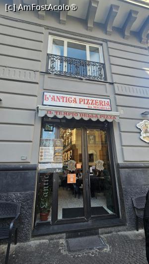 [P09] L’Antica Pizzeria da Michele » foto by robert
 - 
<span class="allrVoted glyphicon glyphicon-heart hidden" id="av1532376"></span>
<a class="m-l-10 hidden" id="sv1532376" onclick="voting_Foto_DelVot(,1532376,27607)" role="button">șterge vot <span class="glyphicon glyphicon-remove"></span></a>
<a id="v91532376" class=" c-red"  onclick="voting_Foto_SetVot(1532376)" role="button"><span class="glyphicon glyphicon-heart-empty"></span> <b>LIKE</b> = Votează poza</a> <img class="hidden"  id="f1532376W9" src="/imagini/loader.gif" border="0" /><span class="AjErrMes hidden" id="e1532376ErM"></span>