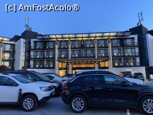 [P02] Voya Beach Resort - parcarea din curte » foto by nicole33
 - 
<span class="allrVoted glyphicon glyphicon-heart hidden" id="av1520430"></span>
<a class="m-l-10 hidden" id="sv1520430" onclick="voting_Foto_DelVot(,1520430,27649)" role="button">șterge vot <span class="glyphicon glyphicon-remove"></span></a>
<a id="v91520430" class=" c-red"  onclick="voting_Foto_SetVot(1520430)" role="button"><span class="glyphicon glyphicon-heart-empty"></span> <b>LIKE</b> = Votează poza</a> <img class="hidden"  id="f1520430W9" src="/imagini/loader.gif" border="0" /><span class="AjErrMes hidden" id="e1520430ErM"></span>