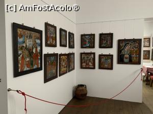 [P74] Muzeul de icoane pe sticlă » foto by AZE
 - 
<span class="allrVoted glyphicon glyphicon-heart hidden" id="av1405230"></span>
<a class="m-l-10 hidden" id="sv1405230" onclick="voting_Foto_DelVot(,1405230,27800)" role="button">șterge vot <span class="glyphicon glyphicon-remove"></span></a>
<a id="v91405230" class=" c-red"  onclick="voting_Foto_SetVot(1405230)" role="button"><span class="glyphicon glyphicon-heart-empty"></span> <b>LIKE</b> = Votează poza</a> <img class="hidden"  id="f1405230W9" src="/imagini/loader.gif" border="0" /><span class="AjErrMes hidden" id="e1405230ErM"></span>