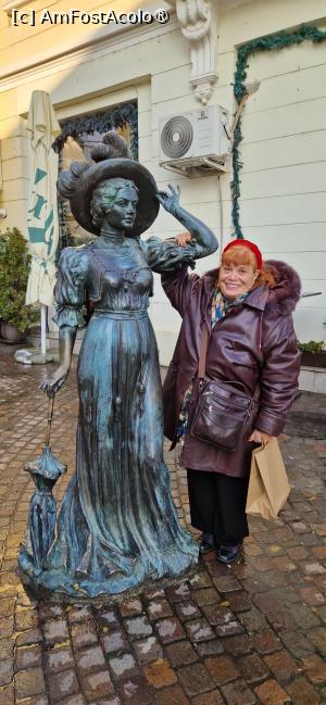 [P08] 8. O statuie din bronz, superbă! Mi-ar fi plăcut să fiu contemporană cu această Doamnă! » foto by doinafil
 - 
<span class="allrVoted glyphicon glyphicon-heart hidden" id="av1513322"></span>
<a class="m-l-10 hidden" id="sv1513322" onclick="voting_Foto_DelVot(,1513322,27805)" role="button">șterge vot <span class="glyphicon glyphicon-remove"></span></a>
<a id="v91513322" class=" c-red"  onclick="voting_Foto_SetVot(1513322)" role="button"><span class="glyphicon glyphicon-heart-empty"></span> <b>LIKE</b> = Votează poza</a> <img class="hidden"  id="f1513322W9" src="/imagini/loader.gif" border="0" /><span class="AjErrMes hidden" id="e1513322ErM"></span>