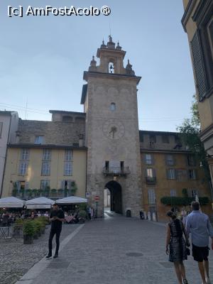 [P03] Bergamo-Citta Alta » foto by AZE
 - 
<span class="allrVoted glyphicon glyphicon-heart hidden" id="av1440568"></span>
<a class="m-l-10 hidden" id="sv1440568" onclick="voting_Foto_DelVot(,1440568,27983)" role="button">șterge vot <span class="glyphicon glyphicon-remove"></span></a>
<a id="v91440568" class=" c-red"  onclick="voting_Foto_SetVot(1440568)" role="button"><span class="glyphicon glyphicon-heart-empty"></span> <b>LIKE</b> = Votează poza</a> <img class="hidden"  id="f1440568W9" src="/imagini/loader.gif" border="0" /><span class="AjErrMes hidden" id="e1440568ErM"></span>