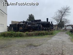 [P12] Muzeul de locomotive cu aburi Sibiu » foto by AZE
 - 
<span class="allrVoted glyphicon glyphicon-heart hidden" id="av1359688"></span>
<a class="m-l-10 hidden" id="sv1359688" onclick="voting_Foto_DelVot(,1359688,27984)" role="button">șterge vot <span class="glyphicon glyphicon-remove"></span></a>
<a id="v91359688" class=" c-red"  onclick="voting_Foto_SetVot(1359688)" role="button"><span class="glyphicon glyphicon-heart-empty"></span> <b>LIKE</b> = Votează poza</a> <img class="hidden"  id="f1359688W9" src="/imagini/loader.gif" border="0" /><span class="AjErrMes hidden" id="e1359688ErM"></span>