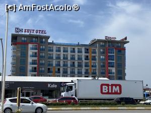 P03 [JUN-2023] ND Suite Hotel Edirne - hotelul văzut din parcarea Migros-ului de vis a vis