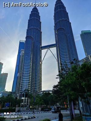 P01 [FEB-2023] Turnurile gemene Petronas din Kuala Lumpur