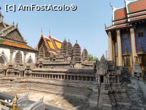 [P26] Angkor Wat in miniatura , in mijlocul Bangkokului , la Marele Palat. » foto by Pușcașu Marin
 - 
<span class="allrVoted glyphicon glyphicon-heart hidden" id="av1384081"></span>
<a class="m-l-10 hidden" id="sv1384081" onclick="voting_Foto_DelVot(,1384081,28208)" role="button">șterge vot <span class="glyphicon glyphicon-remove"></span></a>
<a id="v91384081" class=" c-red"  onclick="voting_Foto_SetVot(1384081)" role="button"><span class="glyphicon glyphicon-heart-empty"></span> <b>LIKE</b> = Votează poza</a> <img class="hidden"  id="f1384081W9" src="/imagini/loader.gif" border="0" /><span class="AjErrMes hidden" id="e1384081ErM"></span>