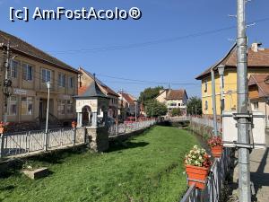 [P10] Rășinari,centru » foto by AZE
 - 
<span class="allrVoted glyphicon glyphicon-heart hidden" id="av1390124"></span>
<a class="m-l-10 hidden" id="sv1390124" onclick="voting_Foto_DelVot(,1390124,28257)" role="button">șterge vot <span class="glyphicon glyphicon-remove"></span></a>
<a id="v91390124" class=" c-red"  onclick="voting_Foto_SetVot(1390124)" role="button"><span class="glyphicon glyphicon-heart-empty"></span> <b>LIKE</b> = Votează poza</a> <img class="hidden"  id="f1390124W9" src="/imagini/loader.gif" border="0" /><span class="AjErrMes hidden" id="e1390124ErM"></span>
