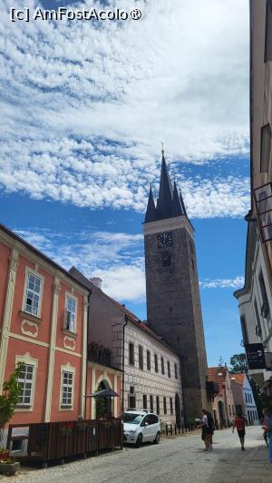 [P24] Turnul orașului - cel mai vechi monument din Telč » foto by k-lator
 - 
<span class="allrVoted glyphicon glyphicon-heart hidden" id="av1465933"></span>
<a class="m-l-10 hidden" id="sv1465933" onclick="voting_Foto_DelVot(,1465933,28400)" role="button">șterge vot <span class="glyphicon glyphicon-remove"></span></a>
<a id="v91465933" class=" c-red"  onclick="voting_Foto_SetVot(1465933)" role="button"><span class="glyphicon glyphicon-heart-empty"></span> <b>LIKE</b> = Votează poza</a> <img class="hidden"  id="f1465933W9" src="/imagini/loader.gif" border="0" /><span class="AjErrMes hidden" id="e1465933ErM"></span>