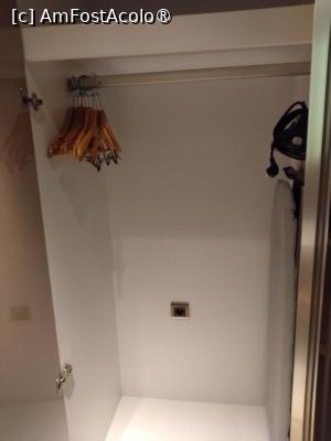 [P10] TRYP by Wyndham - Dulapul » foto by Yoda
 - 
<span class="allrVoted glyphicon glyphicon-heart hidden" id="av1525848"></span>
<a class="m-l-10 hidden" id="sv1525848" onclick="voting_Foto_DelVot(,1525848,28648)" role="button">șterge vot <span class="glyphicon glyphicon-remove"></span></a>
<a id="v91525848" class=" c-red"  onclick="voting_Foto_SetVot(1525848)" role="button"><span class="glyphicon glyphicon-heart-empty"></span> <b>LIKE</b> = Votează poza</a> <img class="hidden"  id="f1525848W9" src="/imagini/loader.gif" border="0" /><span class="AjErrMes hidden" id="e1525848ErM"></span>