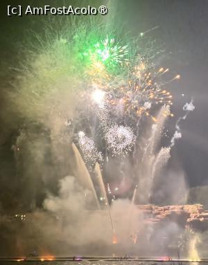 [P12] In parc show-ul de artificii si lumini - de neratat » foto by andreea_kamelya
 - 
<span class="allrVoted glyphicon glyphicon-heart hidden" id="av1440477"></span>
<a class="m-l-10 hidden" id="sv1440477" onclick="voting_Foto_DelVot(,1440477,28658)" role="button">șterge vot <span class="glyphicon glyphicon-remove"></span></a>
<a id="v91440477" class=" c-red"  onclick="voting_Foto_SetVot(1440477)" role="button"><span class="glyphicon glyphicon-heart-empty"></span> <b>LIKE</b> = Votează poza</a> <img class="hidden"  id="f1440477W9" src="/imagini/loader.gif" border="0" /><span class="AjErrMes hidden" id="e1440477ErM"></span>