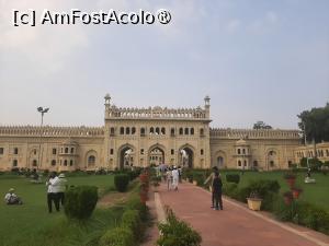 [P14] Bara Imambara - Poarta de acces către a doua curte » foto by adso
 - 
<span class="allrVoted glyphicon glyphicon-heart hidden" id="av1443166"></span>
<a class="m-l-10 hidden" id="sv1443166" onclick="voting_Foto_DelVot(,1443166,28680)" role="button">șterge vot <span class="glyphicon glyphicon-remove"></span></a>
<a id="v91443166" class=" c-red"  onclick="voting_Foto_SetVot(1443166)" role="button"><span class="glyphicon glyphicon-heart-empty"></span> <b>LIKE</b> = Votează poza</a> <img class="hidden"  id="f1443166W9" src="/imagini/loader.gif" border="0" /><span class="AjErrMes hidden" id="e1443166ErM"></span>