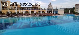 [P08] Piscina hotelului Ariel. » foto by fregata
 - 
<span class="allrVoted glyphicon glyphicon-heart hidden" id="av1446855"></span>
<a class="m-l-10 hidden" id="sv1446855" onclick="voting_Foto_DelVot(,1446855,28709)" role="button">șterge vot <span class="glyphicon glyphicon-remove"></span></a>
<a id="v91446855" class=" c-red"  onclick="voting_Foto_SetVot(1446855)" role="button"><span class="glyphicon glyphicon-heart-empty"></span> <b>LIKE</b> = Votează poza</a> <img class="hidden"  id="f1446855W9" src="/imagini/loader.gif" border="0" /><span class="AjErrMes hidden" id="e1446855ErM"></span>