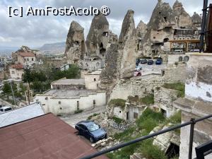 [P31] Castle Cave Hotel Göreme - vedere cu parcarea de pe acoperiş » foto by nicole33
 - 
<span class="allrVoted glyphicon glyphicon-heart hidden" id="av1447274"></span>
<a class="m-l-10 hidden" id="sv1447274" onclick="voting_Foto_DelVot(,1447274,28714)" role="button">șterge vot <span class="glyphicon glyphicon-remove"></span></a>
<a id="v91447274" class=" c-red"  onclick="voting_Foto_SetVot(1447274)" role="button"><span class="glyphicon glyphicon-heart-empty"></span> <b>LIKE</b> = Votează poza</a> <img class="hidden"  id="f1447274W9" src="/imagini/loader.gif" border="0" /><span class="AjErrMes hidden" id="e1447274ErM"></span>