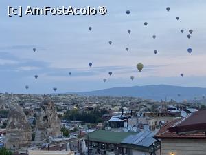 [P75] Castle Cave Hotel Göreme - admirând din balcon zborul matinal al baloanelor cu aer cald » foto by nicole33
 - 
<span class="allrVoted glyphicon glyphicon-heart hidden" id="av1447318"></span>
<a class="m-l-10 hidden" id="sv1447318" onclick="voting_Foto_DelVot(,1447318,28714)" role="button">șterge vot <span class="glyphicon glyphicon-remove"></span></a>
<a id="v91447318" class=" c-red"  onclick="voting_Foto_SetVot(1447318)" role="button"><span class="glyphicon glyphicon-heart-empty"></span> <b>LIKE</b> = Votează poza</a> <img class="hidden"  id="f1447318W9" src="/imagini/loader.gif" border="0" /><span class="AjErrMes hidden" id="e1447318ErM"></span>