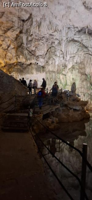 [P31] Capo Caccia - Grotte di Nettuno. » foto by iulianic
 - 
<span class="allrVoted glyphicon glyphicon-heart hidden" id="av1449620"></span>
<a class="m-l-10 hidden" id="sv1449620" onclick="voting_Foto_DelVot(,1449620,28742)" role="button">șterge vot <span class="glyphicon glyphicon-remove"></span></a>
<a id="v91449620" class=" c-red"  onclick="voting_Foto_SetVot(1449620)" role="button"><span class="glyphicon glyphicon-heart-empty"></span> <b>LIKE</b> = Votează poza</a> <img class="hidden"  id="f1449620W9" src="/imagini/loader.gif" border="0" /><span class="AjErrMes hidden" id="e1449620ErM"></span>