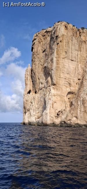 [P54] Capo Caccia - Cu vaporașul spre Grotte di Nettuno. » foto by iulianic
 - 
<span class="allrVoted glyphicon glyphicon-heart hidden" id="av1449643"></span>
<a class="m-l-10 hidden" id="sv1449643" onclick="voting_Foto_DelVot(,1449643,28742)" role="button">șterge vot <span class="glyphicon glyphicon-remove"></span></a>
<a id="v91449643" class=" c-red"  onclick="voting_Foto_SetVot(1449643)" role="button"><span class="glyphicon glyphicon-heart-empty"></span> <b>LIKE</b> = Votează poza</a> <img class="hidden"  id="f1449643W9" src="/imagini/loader.gif" border="0" /><span class="AjErrMes hidden" id="e1449643ErM"></span>