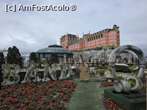 [P31] Castelul roz și o parte din grădina instrumentelor muzicale » foto by crismis
 - 
<span class="allrVoted glyphicon glyphicon-heart hidden" id="av1542716"></span>
<a class="m-l-10 hidden" id="sv1542716" onclick="voting_Foto_DelVot(,1542716,28750)" role="button">șterge vot <span class="glyphicon glyphicon-remove"></span></a>
<a id="v91542716" class=" c-red"  onclick="voting_Foto_SetVot(1542716)" role="button"><span class="glyphicon glyphicon-heart-empty"></span> <b>LIKE</b> = Votează poza</a> <img class="hidden"  id="f1542716W9" src="/imagini/loader.gif" border="0" /><span class="AjErrMes hidden" id="e1542716ErM"></span>