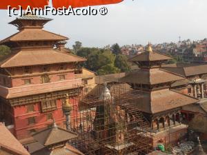 [P11] Patan - Momo King Rooftop. Patan Durbar Squar văzută de pe terasă. » foto by iulianic
 - 
<span class="allrVoted glyphicon glyphicon-heart hidden" id="av1458376"></span>
<a class="m-l-10 hidden" id="sv1458376" onclick="voting_Foto_DelVot(,1458376,28787)" role="button">șterge vot <span class="glyphicon glyphicon-remove"></span></a>
<a id="v91458376" class=" c-red"  onclick="voting_Foto_SetVot(1458376)" role="button"><span class="glyphicon glyphicon-heart-empty"></span> <b>LIKE</b> = Votează poza</a> <img class="hidden"  id="f1458376W9" src="/imagini/loader.gif" border="0" /><span class="AjErrMes hidden" id="e1458376ErM"></span>