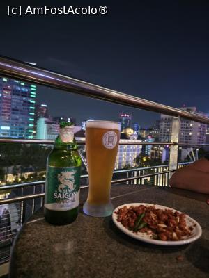 [P12] Saigon Saigon Bar » foto by crismis
 - 
<span class="allrVoted glyphicon glyphicon-heart hidden" id="av1535540"></span>
<a class="m-l-10 hidden" id="sv1535540" onclick="voting_Foto_DelVot(,1535540,28794)" role="button">șterge vot <span class="glyphicon glyphicon-remove"></span></a>
<a id="v91535540" class=" c-red"  onclick="voting_Foto_SetVot(1535540)" role="button"><span class="glyphicon glyphicon-heart-empty"></span> <b>LIKE</b> = Votează poza</a> <img class="hidden"  id="f1535540W9" src="/imagini/loader.gif" border="0" /><span class="AjErrMes hidden" id="e1535540ErM"></span>