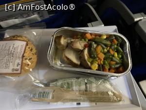 [P52] Cu avionul în Oman - catering cald » foto by nicole33
 - 
<span class="allrVoted glyphicon glyphicon-heart hidden" id="av1459530"></span>
<a class="m-l-10 hidden" id="sv1459530" onclick="voting_Foto_DelVot(,1459530,28811)" role="button">șterge vot <span class="glyphicon glyphicon-remove"></span></a>
<a id="v91459530" class=" c-red"  onclick="voting_Foto_SetVot(1459530)" role="button"><span class="glyphicon glyphicon-heart-empty"></span> <b>LIKE</b> = Votează poza</a> <img class="hidden"  id="f1459530W9" src="/imagini/loader.gif" border="0" /><span class="AjErrMes hidden" id="e1459530ErM"></span>