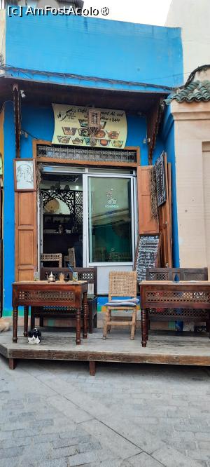 [P04] Fès, Restaurantul Al Oud, Cele două mese din aer liber » foto by mprofeanu
 - 
<span class="allrVoted glyphicon glyphicon-heart hidden" id="av1463548"></span>
<a class="m-l-10 hidden" id="sv1463548" onclick="voting_Foto_DelVot(,1463548,28835)" role="button">șterge vot <span class="glyphicon glyphicon-remove"></span></a>
<a id="v91463548" class=" c-red"  onclick="voting_Foto_SetVot(1463548)" role="button"><span class="glyphicon glyphicon-heart-empty"></span> <b>LIKE</b> = Votează poza</a> <img class="hidden"  id="f1463548W9" src="/imagini/loader.gif" border="0" /><span class="AjErrMes hidden" id="e1463548ErM"></span>