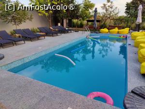 [P22] Zona piscinei » foto by crismis
 - 
<span class="allrVoted glyphicon glyphicon-heart hidden" id="av1463627"></span>
<a class="m-l-10 hidden" id="sv1463627" onclick="voting_Foto_DelVot(,1463627,28836)" role="button">șterge vot <span class="glyphicon glyphicon-remove"></span></a>
<a id="v91463627" class=" c-red"  onclick="voting_Foto_SetVot(1463627)" role="button"><span class="glyphicon glyphicon-heart-empty"></span> <b>LIKE</b> = Votează poza</a> <img class="hidden"  id="f1463627W9" src="/imagini/loader.gif" border="0" /><span class="AjErrMes hidden" id="e1463627ErM"></span>