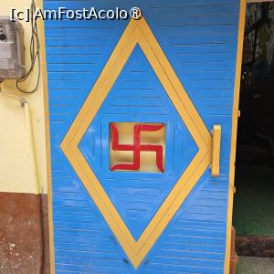 [P44] Svastica este cel mai sfânt simbol non-silabic  în hinduism » foto by robert
 - 
<span class="allrVoted glyphicon glyphicon-heart hidden" id="av1472638"></span>
<a class="m-l-10 hidden" id="sv1472638" onclick="voting_Foto_DelVot(,1472638,28855)" role="button">șterge vot <span class="glyphicon glyphicon-remove"></span></a>
<a id="v91472638" class=" c-red"  onclick="voting_Foto_SetVot(1472638)" role="button"><span class="glyphicon glyphicon-heart-empty"></span> <b>LIKE</b> = Votează poza</a> <img class="hidden"  id="f1472638W9" src="/imagini/loader.gif" border="0" /><span class="AjErrMes hidden" id="e1472638ErM"></span>