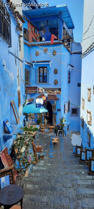 [P15] Chefchaouen, Prin Medină spre Piața Uta el Hammam (Piața Băii), piața pricipală... » foto by mprofeanu
 - 
<span class="allrVoted glyphicon glyphicon-heart hidden" id="av1467381"></span>
<a class="m-l-10 hidden" id="sv1467381" onclick="voting_Foto_DelVot(,1467381,28870)" role="button">șterge vot <span class="glyphicon glyphicon-remove"></span></a>
<a id="v91467381" class=" c-red"  onclick="voting_Foto_SetVot(1467381)" role="button"><span class="glyphicon glyphicon-heart-empty"></span> <b>LIKE</b> = Votează poza</a> <img class="hidden"  id="f1467381W9" src="/imagini/loader.gif" border="0" /><span class="AjErrMes hidden" id="e1467381ErM"></span>