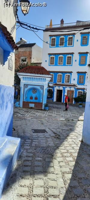 [P75] Chefchaouen, Medina, Coborâm spre Piața El Haouta » foto by mprofeanu
 - 
<span class="allrVoted glyphicon glyphicon-heart hidden" id="av1467441"></span>
<a class="m-l-10 hidden" id="sv1467441" onclick="voting_Foto_DelVot(,1467441,28870)" role="button">șterge vot <span class="glyphicon glyphicon-remove"></span></a>
<a id="v91467441" class=" c-red"  onclick="voting_Foto_SetVot(1467441)" role="button"><span class="glyphicon glyphicon-heart-empty"></span> <b>LIKE</b> = Votează poza</a> <img class="hidden"  id="f1467441W9" src="/imagini/loader.gif" border="0" /><span class="AjErrMes hidden" id="e1467441ErM"></span>