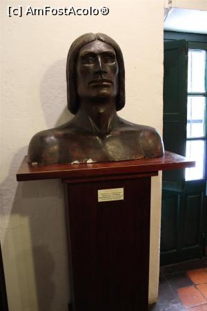 [P35] Colonia del Sacramento, Barrio Histórico, Museo Municipal, Bust, tânăr indigen Charrúas făcut de profesorul Baccheta pe baza informațiilor date de antropologul Paul Rivet » foto by mprofeanu
 - 
<span class="allrVoted glyphicon glyphicon-heart hidden" id="av1091788"></span>
<a class="m-l-10 hidden" id="sv1091788" onclick="voting_Foto_DelVot(,1091788,28903)" role="button">șterge vot <span class="glyphicon glyphicon-remove"></span></a>
<a id="v91091788" class=" c-red"  onclick="voting_Foto_SetVot(1091788)" role="button"><span class="glyphicon glyphicon-heart-empty"></span> <b>LIKE</b> = Votează poza</a> <img class="hidden"  id="f1091788W9" src="/imagini/loader.gif" border="0" /><span class="AjErrMes hidden" id="e1091788ErM"></span>