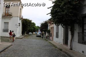 [P82] Colonia del Sacramento, Barrio Histórico, Calle Real și în stânga se merge pe Calle de Portugal » foto by mprofeanu
 - 
<span class="allrVoted glyphicon glyphicon-heart hidden" id="av1091835"></span>
<a class="m-l-10 hidden" id="sv1091835" onclick="voting_Foto_DelVot(,1091835,28903)" role="button">șterge vot <span class="glyphicon glyphicon-remove"></span></a>
<a id="v91091835" class=" c-red"  onclick="voting_Foto_SetVot(1091835)" role="button"><span class="glyphicon glyphicon-heart-empty"></span> <b>LIKE</b> = Votează poza</a> <img class="hidden"  id="f1091835W9" src="/imagini/loader.gif" border="0" /><span class="AjErrMes hidden" id="e1091835ErM"></span>