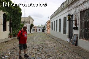 [P83] Colonia del Sacramento, Barrio Histórico, Calle de Portugal și restaurantul OPB era închis, se deschide la ora 18.  » foto by mprofeanu
 - 
<span class="allrVoted glyphicon glyphicon-heart hidden" id="av1091836"></span>
<a class="m-l-10 hidden" id="sv1091836" onclick="voting_Foto_DelVot(,1091836,28903)" role="button">șterge vot <span class="glyphicon glyphicon-remove"></span></a>
<a id="v91091836" class=" c-red"  onclick="voting_Foto_SetVot(1091836)" role="button"><span class="glyphicon glyphicon-heart-empty"></span> <b>LIKE</b> = Votează poza</a> <img class="hidden"  id="f1091836W9" src="/imagini/loader.gif" border="0" /><span class="AjErrMes hidden" id="e1091836ErM"></span>