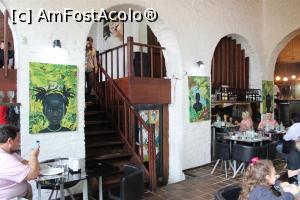[P04] Colonia del Sacramento, El Restaurante SOS GARDEL are și etaj » foto by mprofeanu
 - 
<span class="allrVoted glyphicon glyphicon-heart hidden" id="av1094375"></span>
<a class="m-l-10 hidden" id="sv1094375" onclick="voting_Foto_DelVot(,1094375,28903)" role="button">șterge vot <span class="glyphicon glyphicon-remove"></span></a>
<a id="v91094375" class=" c-red"  onclick="voting_Foto_SetVot(1094375)" role="button"><span class="glyphicon glyphicon-heart-empty"></span> <b>LIKE</b> = Votează poza</a> <img class="hidden"  id="f1094375W9" src="/imagini/loader.gif" border="0" /><span class="AjErrMes hidden" id="e1094375ErM"></span>