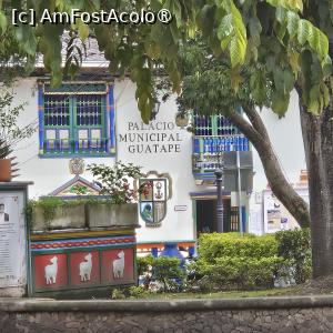 [P30] orașul Guatape » foto by robert
 - 
<span class="allrVoted glyphicon glyphicon-heart hidden" id="av1477516"></span>
<a class="m-l-10 hidden" id="sv1477516" onclick="voting_Foto_DelVot(,1477516,28935)" role="button">șterge vot <span class="glyphicon glyphicon-remove"></span></a>
<a id="v91477516" class=" c-red"  onclick="voting_Foto_SetVot(1477516)" role="button"><span class="glyphicon glyphicon-heart-empty"></span> <b>LIKE</b> = Votează poza</a> <img class="hidden"  id="f1477516W9" src="/imagini/loader.gif" border="0" /><span class="AjErrMes hidden" id="e1477516ErM"></span>