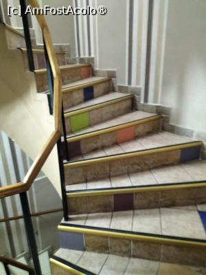 [P03] scări spiralate și colorate » foto by gojavaler
 - 
<span class="allrVoted glyphicon glyphicon-heart hidden" id="av1476222"></span>
<a class="m-l-10 hidden" id="sv1476222" onclick="voting_Foto_DelVot(,1476222,28940)" role="button">șterge vot <span class="glyphicon glyphicon-remove"></span></a>
<a id="v91476222" class=" c-red"  onclick="voting_Foto_SetVot(1476222)" role="button"><span class="glyphicon glyphicon-heart-empty"></span> <b>LIKE</b> = Votează poza</a> <img class="hidden"  id="f1476222W9" src="/imagini/loader.gif" border="0" /><span class="AjErrMes hidden" id="e1476222ErM"></span>