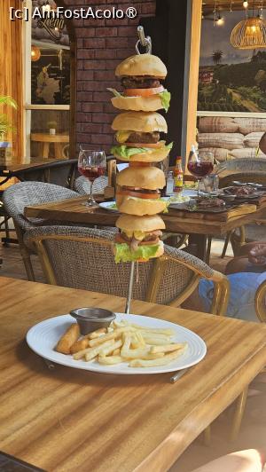 [P16] metru de burger » foto by robert
 - 
<span class="allrVoted glyphicon glyphicon-heart hidden" id="av1480538"></span>
<a class="m-l-10 hidden" id="sv1480538" onclick="voting_Foto_DelVot(,1480538,28964)" role="button">șterge vot <span class="glyphicon glyphicon-remove"></span></a>
<a id="v91480538" class=" c-red"  onclick="voting_Foto_SetVot(1480538)" role="button"><span class="glyphicon glyphicon-heart-empty"></span> <b>LIKE</b> = Votează poza</a> <img class="hidden"  id="f1480538W9" src="/imagini/loader.gif" border="0" /><span class="AjErrMes hidden" id="e1480538ErM"></span>