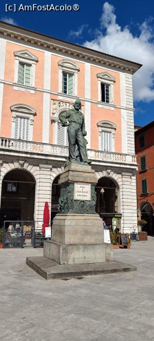 [P02] Piazza Garibaldi. » foto by tata123 🔱
 - 
<span class="allrVoted glyphicon glyphicon-heart hidden" id="av1481725"></span>
<a class="m-l-10 hidden" id="sv1481725" onclick="voting_Foto_DelVot(,1481725,28976)" role="button">șterge vot <span class="glyphicon glyphicon-remove"></span></a>
<a id="v91481725" class=" c-red"  onclick="voting_Foto_SetVot(1481725)" role="button"><span class="glyphicon glyphicon-heart-empty"></span> <b>LIKE</b> = Votează poza</a> <img class="hidden"  id="f1481725W9" src="/imagini/loader.gif" border="0" /><span class="AjErrMes hidden" id="e1481725ErM"></span>