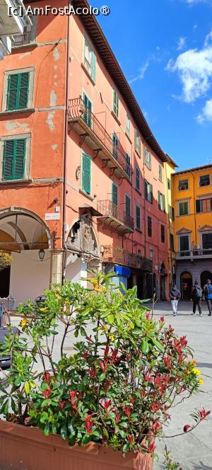 [P05] Vedere de pe terasă spre Piazza del Pozzetto. » foto by tata123 🔱
 - 
<span class="allrVoted glyphicon glyphicon-heart hidden" id="av1481728"></span>
<a class="m-l-10 hidden" id="sv1481728" onclick="voting_Foto_DelVot(,1481728,28976)" role="button">șterge vot <span class="glyphicon glyphicon-remove"></span></a>
<a id="v91481728" class=" c-red"  onclick="voting_Foto_SetVot(1481728)" role="button"><span class="glyphicon glyphicon-heart-empty"></span> <b>LIKE</b> = Votează poza</a> <img class="hidden"  id="f1481728W9" src="/imagini/loader.gif" border="0" /><span class="AjErrMes hidden" id="e1481728ErM"></span>
