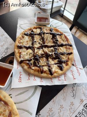 [P10] Pizza BBQ Chicken » foto by AZE
 - 
<span class="allrVoted glyphicon glyphicon-heart hidden" id="av1483652"></span>
<a class="m-l-10 hidden" id="sv1483652" onclick="voting_Foto_DelVot(,1483652,28992)" role="button">șterge vot <span class="glyphicon glyphicon-remove"></span></a>
<a id="v91483652" class=" c-red"  onclick="voting_Foto_SetVot(1483652)" role="button"><span class="glyphicon glyphicon-heart-empty"></span> <b>LIKE</b> = Votează poza</a> <img class="hidden"  id="f1483652W9" src="/imagini/loader.gif" border="0" /><span class="AjErrMes hidden" id="e1483652ErM"></span>