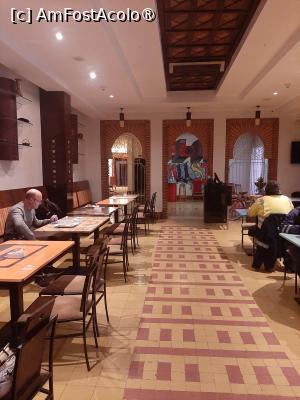[P44] ibis Ouarzazate Centre » foto by adso
 - 
<span class="allrVoted glyphicon glyphicon-heart hidden" id="av1484457"></span>
<a class="m-l-10 hidden" id="sv1484457" onclick="voting_Foto_DelVot(,1484457,28998)" role="button">șterge vot <span class="glyphicon glyphicon-remove"></span></a>
<a id="v91484457" class=" c-red"  onclick="voting_Foto_SetVot(1484457)" role="button"><span class="glyphicon glyphicon-heart-empty"></span> <b>LIKE</b> = Votează poza</a> <img class="hidden"  id="f1484457W9" src="/imagini/loader.gif" border="0" /><span class="AjErrMes hidden" id="e1484457ErM"></span>