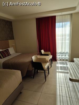 [P02] Cele doua masute si paturile » foto by ilee
 - 
<span class="allrVoted glyphicon glyphicon-heart hidden" id="av1506629"></span>
<a class="m-l-10 hidden" id="sv1506629" onclick="voting_Foto_DelVot(,1506629,29003)" role="button">șterge vot <span class="glyphicon glyphicon-remove"></span></a>
<a id="v91506629" class=" c-red"  onclick="voting_Foto_SetVot(1506629)" role="button"><span class="glyphicon glyphicon-heart-empty"></span> <b>LIKE</b> = Votează poza</a> <img class="hidden"  id="f1506629W9" src="/imagini/loader.gif" border="0" /><span class="AjErrMes hidden" id="e1506629ErM"></span>