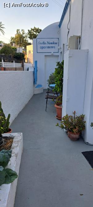 [P05] Stella Nomikou Apartments, aleea spre piscină » foto by irinad
 - 
<span class="allrVoted glyphicon glyphicon-heart hidden" id="av1484988"></span>
<a class="m-l-10 hidden" id="sv1484988" onclick="voting_Foto_DelVot(,1484988,29004)" role="button">șterge vot <span class="glyphicon glyphicon-remove"></span></a>
<a id="v91484988" class=" c-red"  onclick="voting_Foto_SetVot(1484988)" role="button"><span class="glyphicon glyphicon-heart-empty"></span> <b>LIKE</b> = Votează poza</a> <img class="hidden"  id="f1484988W9" src="/imagini/loader.gif" border="0" /><span class="AjErrMes hidden" id="e1484988ErM"></span>